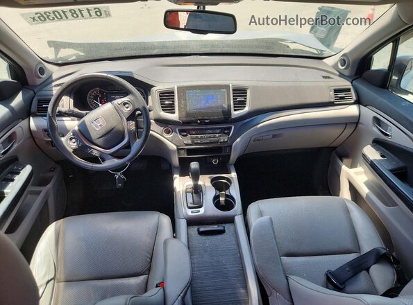 5FPYK2F65HB006465 2017 HONDA RIDGELINE Серебряный Вид панели приборов