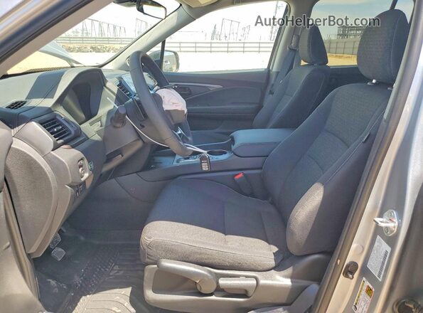 5FPYK3F10TB028036 2026 HONDA RIDGELINE Silver Front interior view