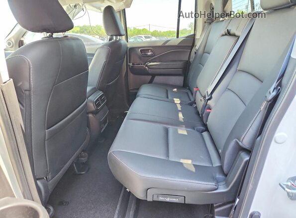 5FPYK3F52SB048211 2025 HONDA RIDGELINE White Rear seats view