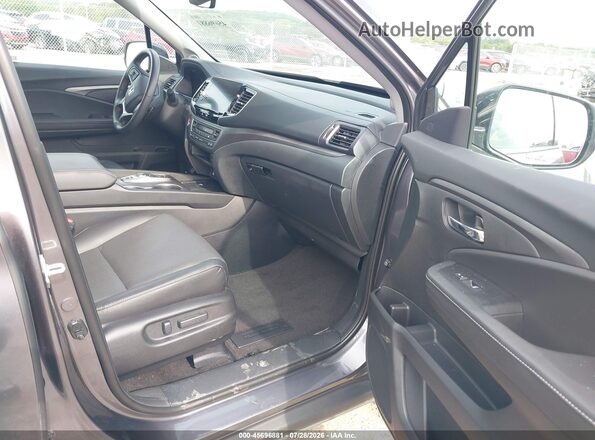 5FPYK3F53TB014716 2026 HONDA RIDGELINE Gray Front interior view