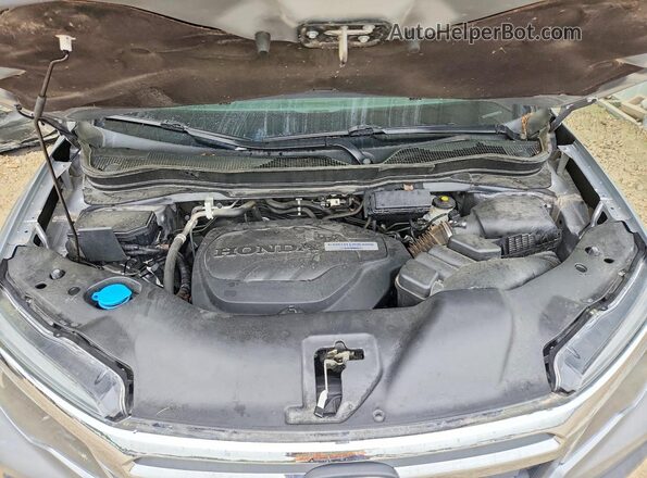 5FPYK3F57HB032126 2017 HONDA RIDGELINE Silver უკანა სალონის ხედი