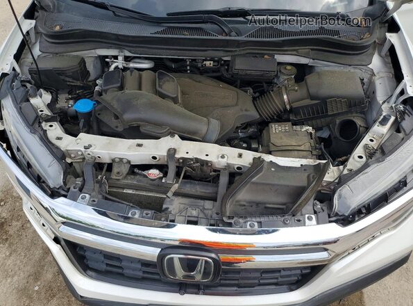 5FPYK3F57LB019465 2020 HONDA RIDGELINE White Widok wnętrza z tyłu