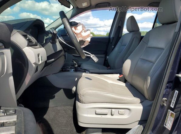 5FPYK3F59JB001482 2018 HONDA RIDGELINE Blue Front interior view