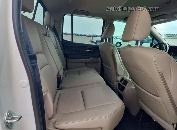 5FPYK3F5XNB032715 2022 HONDA RIDGELINE White Widok wnętrza z tyłu