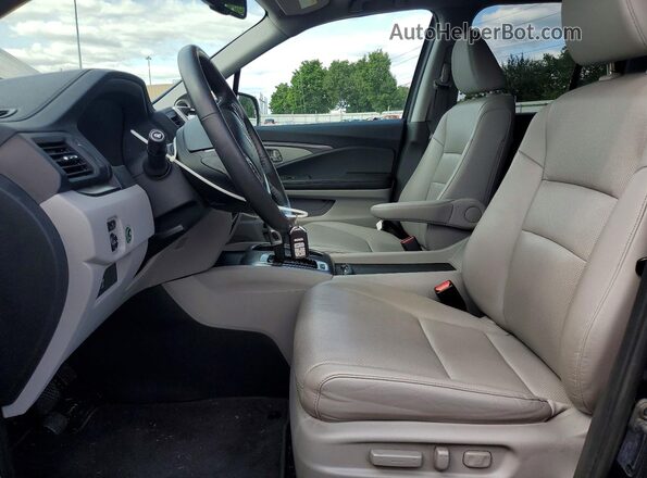 5FPYK3F60HB029660 2017 HONDA RIDGELINE Blue Vista interior delantera