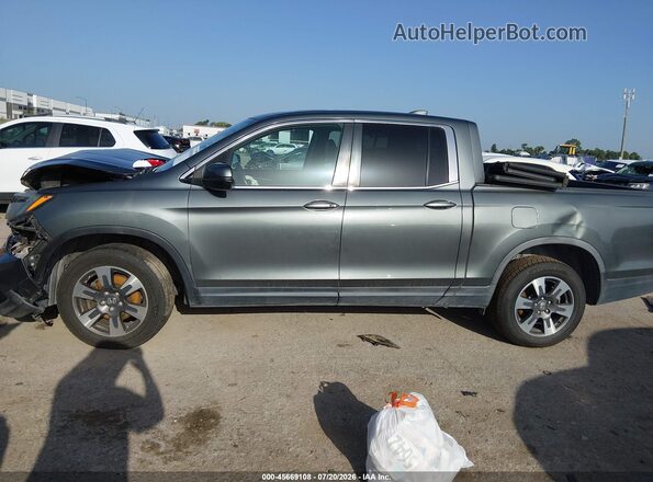 5FPYK3F64KB004641 2019 HONDA RIDGELINE Gray Rear interior view