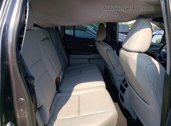 5FPYK3F65HB007024 2017 HONDA RIDGELINE Gray Հետևի նստատեղերի տեսք