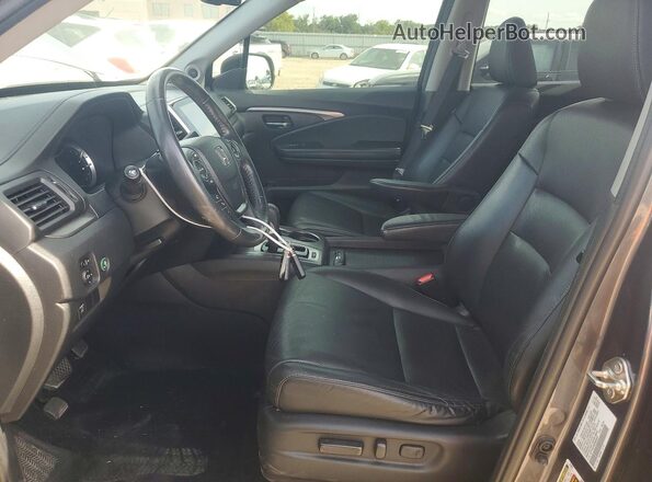 5FPYK3F66KB026687 2019 HONDA RIDGELINE Gray Front interior view
