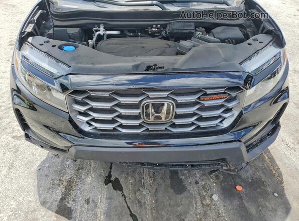 5FPYK3F67RB001968 2024 HONDA RIDGELINE Black Rear interior view