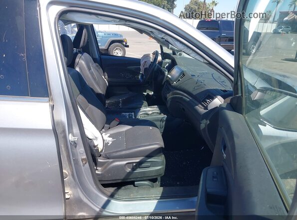 5FPYK3F71PB012860 2023 HONDA RIDGELINE Silver Вид салону спереду