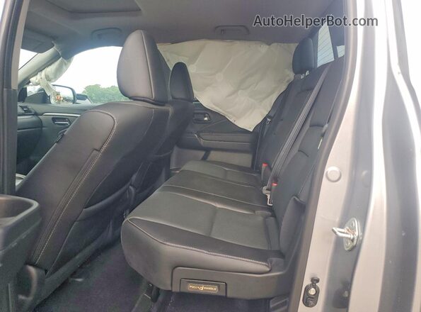 5FPYK3F71PB058883 2023 HONDA RIDGELINE Silver Հետևի նստատեղերի տեսք