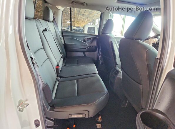5FPYK3F73NB030242 2022 HONDA RIDGELINE White Rear seats view