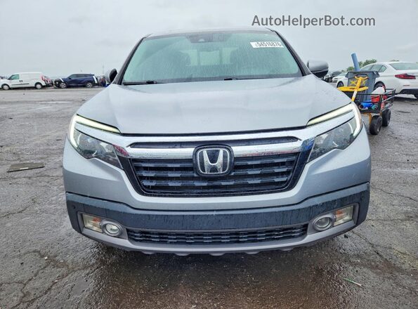 5FPYK3F74JB012469 2018 HONDA RIDGELINE Silver Front view
