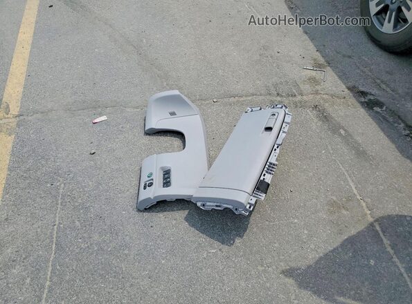 5FPYK3F77KB019689 2019 HONDA RIDGELINE Silver Widok komory silnika