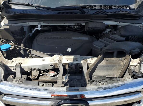 5FPYK3F78KB001766 2019 HONDA RIDGELINE White Սալոնի հետևի տեսք