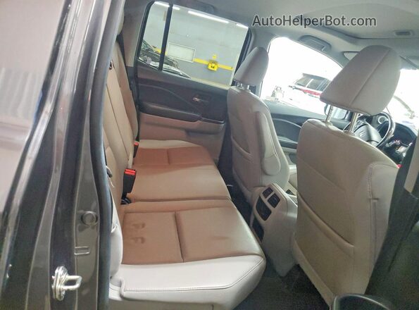 5FPYK3F7XJB013660 2018 HONDA RIDGELINE Серый Вид задних сидений