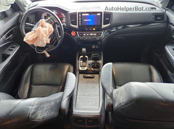5FPYK3F7XKB035868 2019 HONDA RIDGELINE Gray Dashboard view