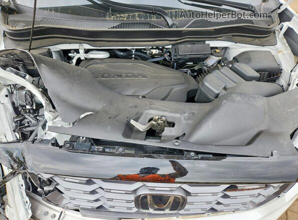 5FPYK3F7XSB043159 2025 HONDA RIDGELINE White Rear interior view