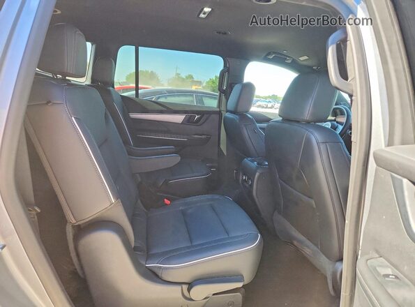 5GAERARS5SJ189121 2025 BUICK ENCLAVE Gray Widok wnętrza z tyłu