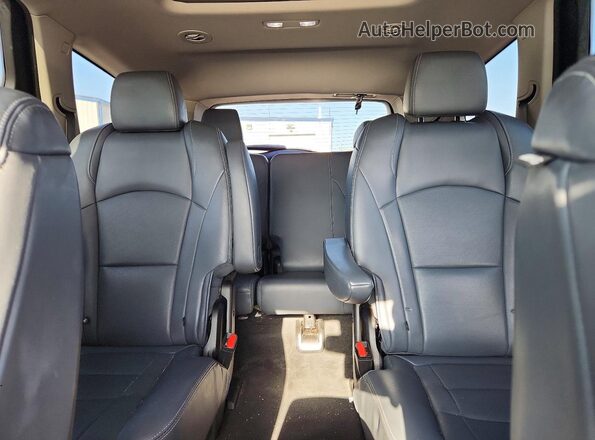 5GAERBKW1LJ216058 2020 BUICK ENCLAVE White Rear seats view