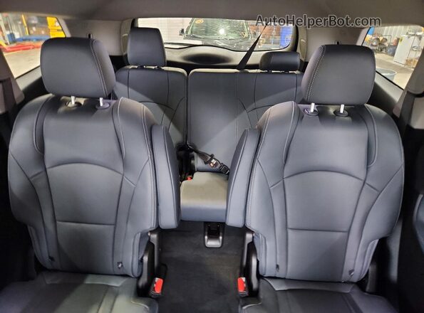 5GAERBKW1MJ186500 2021 BUICK ENCLAVE Black Rear seats view