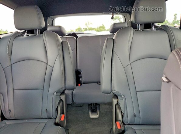 5GAERBKW3PJ183313 2023 BUICK ENCLAVE Бордовый Вид задних сидений
