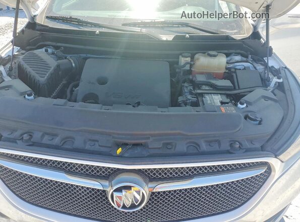 5GAERBKW7LJ180957 2020 BUICK ENCLAVE White Вид задньої частини салону