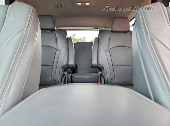 5GAERBKW7LJ201810 2020 BUICK ENCLAVE Silver Vista de los asientos traseros