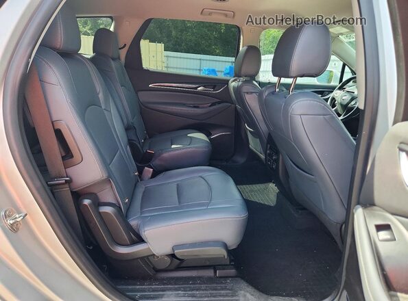 5GAERBKW7LJ201810 2020 BUICK ENCLAVE Silver Vista interior trasera