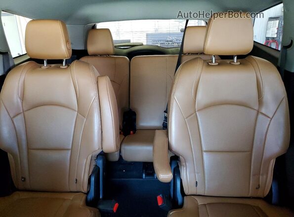 5GAERBKW8JJ163677 2018 BUICK ENCLAVE Maroon Rear seats view