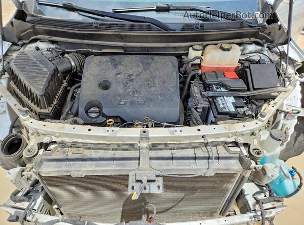 5GAERBKW9KJ317802 2019 BUICK ENCLAVE Silver Շարժիչի բաժամունքի տեսք