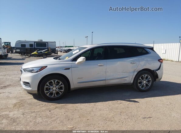 5GAERDKW4JJ237124 2018 BUICK ENCLAVE White Front view