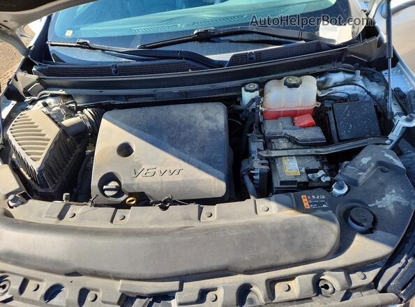 5GAEVAKWXKJ263559 2019 BUICK ENCLAVE Silver ძრავის განყოფილების ხედი