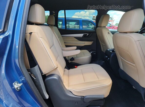 5GAEVARS0SJ116864 2025 BUICK ENCLAVE Blue Rear interior view