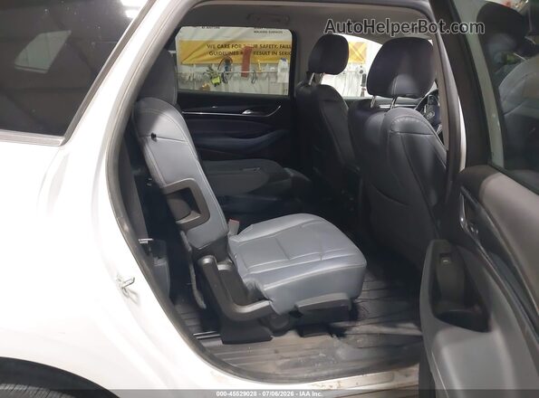 5GAEVBKW4KJ169795 2019 BUICK ENCLAVE White Вид наклейки з VIN-кодом