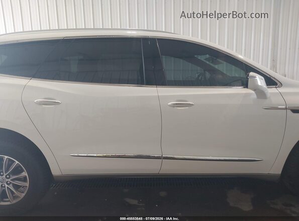 5GAEVBKW4RJ117321 2024 BUICK ENCLAVE White Vista interior trasera