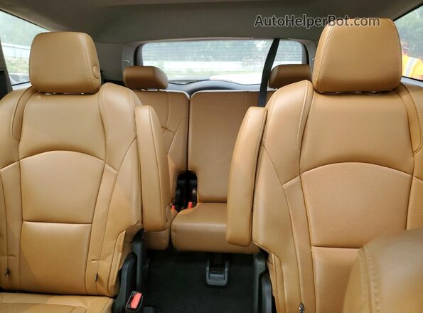 5GAEVBKW5JJ167570 2018 BUICK ENCLAVE White Widok tylnych siedzeń