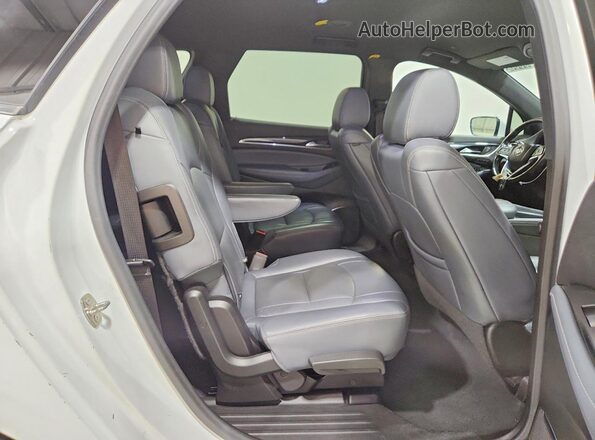 5GAEVBKW6NJ128721 2022 BUICK ENCLAVE Белый Вид задней части салона