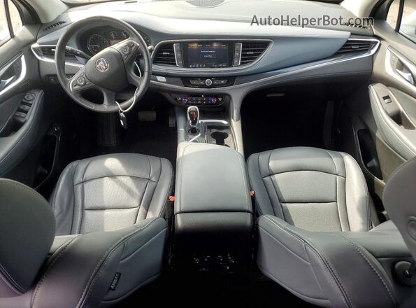 5GAEVBKW8MJ270440 2021 BUICK ENCLAVE Silver Vista del salpicadero