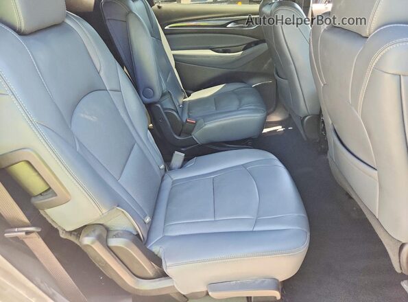 5GAEVBKWXRJ127349 2024 BUICK ENCLAVE White Вид задньої частини салону
