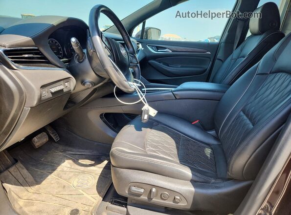 5GAEVCKW1NJ165049 2022 BUICK ENCLAVE Бордовый Вид салона спереди