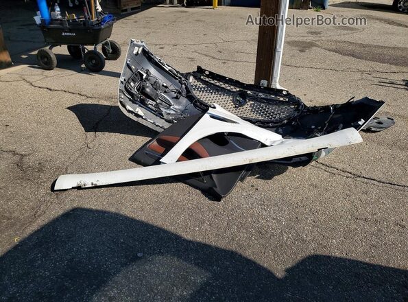 5GAEVCKW2LJ258174 2020 BUICK ENCLAVE Белый Вид подкапотного пространства