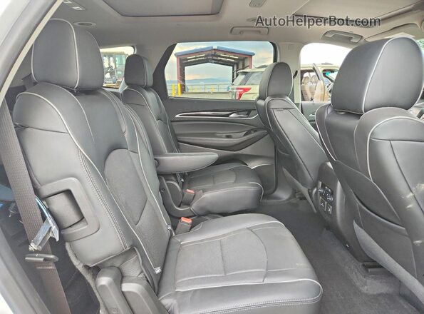 5GAEVCKW6LJ208992 2020 BUICK ENCLAVE White Widok wnętrza z tyłu