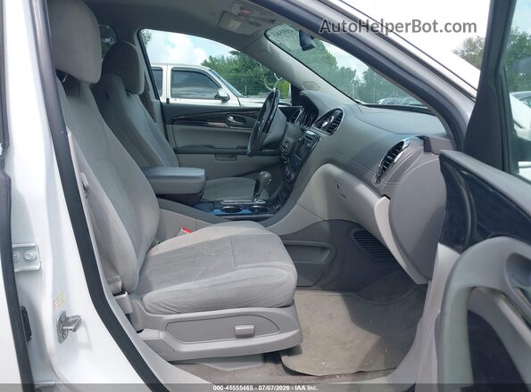 5GAKRAKD0HJ332919 2017 BUICK ENCLAVE White Vista interior delantera