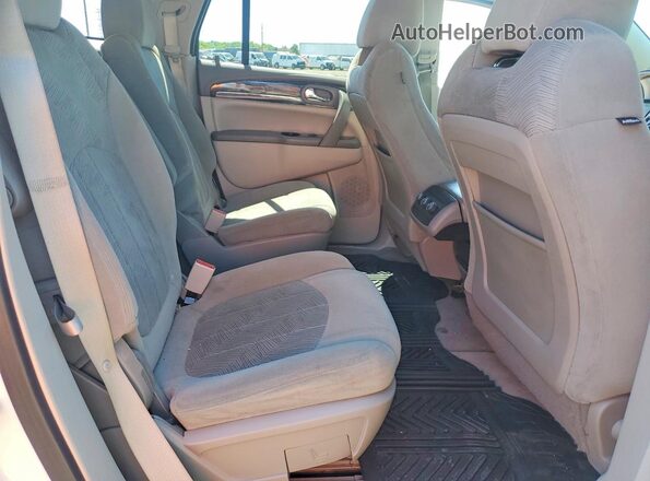 5GAKRAKD9GJ310898 2016 BUICK ENCLAVE White Widok wnętrza z tyłu