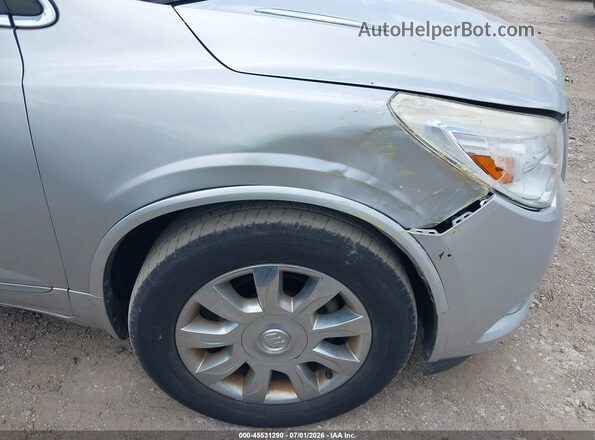 5GAKRBKD1GJ347322 2016 BUICK ENCLAVE Silver Вид спереду