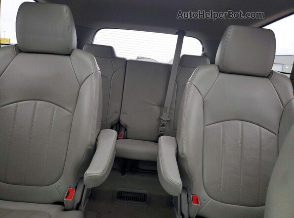 5GAKRBKD3GJ137126 2016 BUICK ENCLAVE Burgundy Vista de los asientos traseros