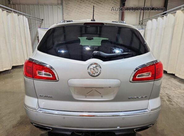 5GAKRBKD3GJ195852 2016 BUICK ENCLAVE Silver Rear view