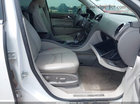 5GAKRBKD3GJ280710 2016 BUICK ENCLAVE Белый Вид салона спереди