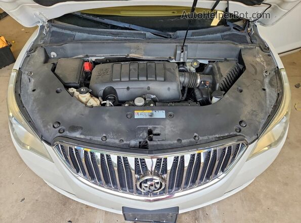 5GAKRBKD3HJ234814 2017 BUICK ENCLAVE White Engine compartment view
